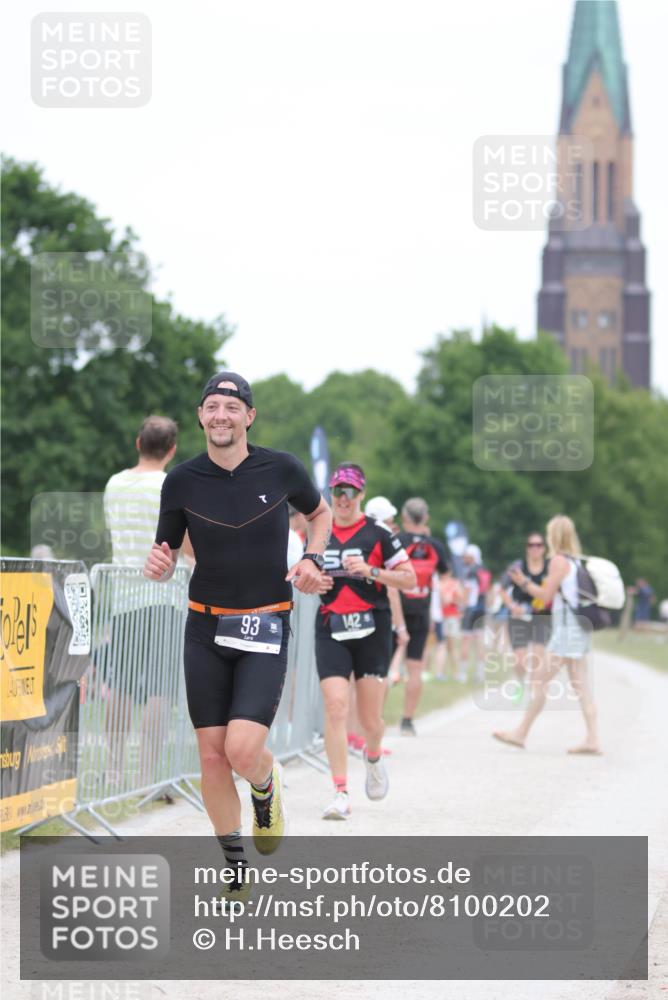 22.06.2025 - Viking Triathlon H.Heesch http://msf.ph/oto/8100202 22.06.2025 15:41:29 Laufen 93, 142 meine-sportfotos.de