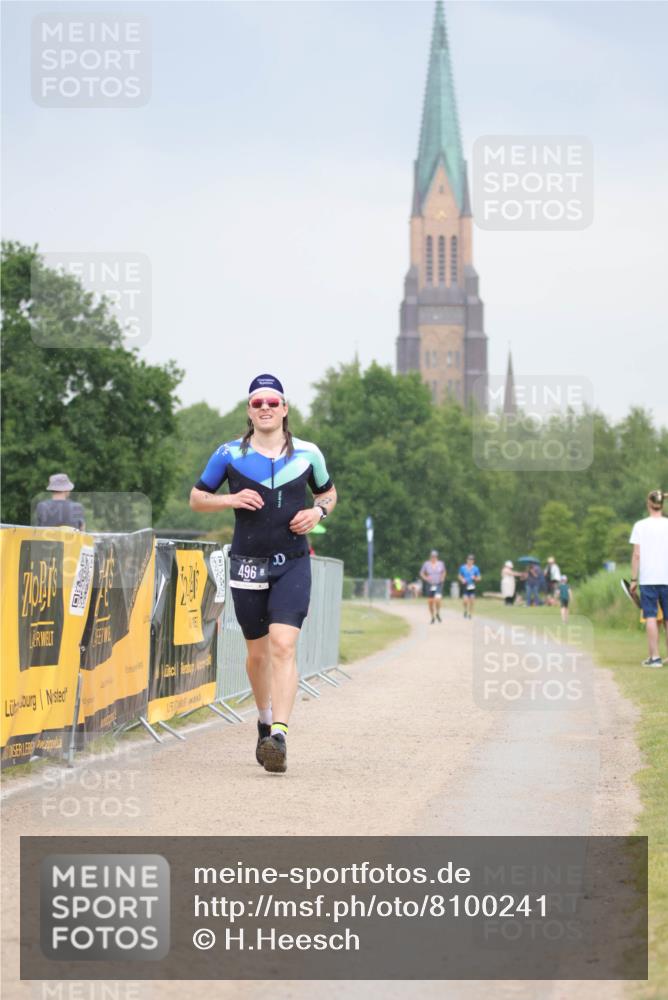 22.06.2025 - Viking Triathlon H.Heesch http://msf.ph/oto/8100241 22.06.2025 16:38:06 Laufen 496 meine-sportfotos.de