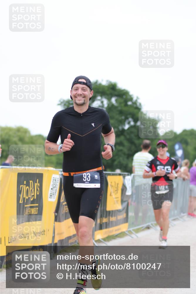 22.06.2025 - Viking Triathlon H.Heesch http://msf.ph/oto/8100247 22.06.2025 15:41:30 Laufen 93, 142 meine-sportfotos.de