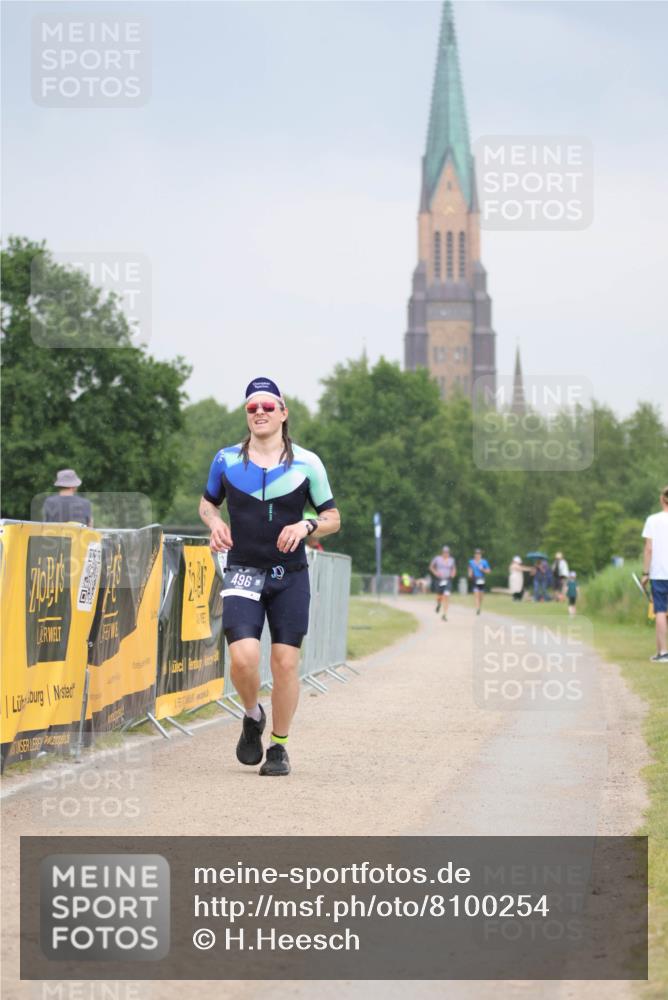 22.06.2025 - Viking Triathlon H.Heesch http://msf.ph/oto/8100254 22.06.2025 16:38:06 Laufen 496 meine-sportfotos.de