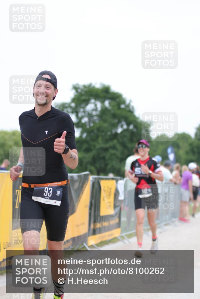 22.06.2025 - Viking Triathlon H.Heesch http://msf.ph/oto/8100262 22.06.2025 15:41:31 Laufen 93, 142 meine-sportfotos.de