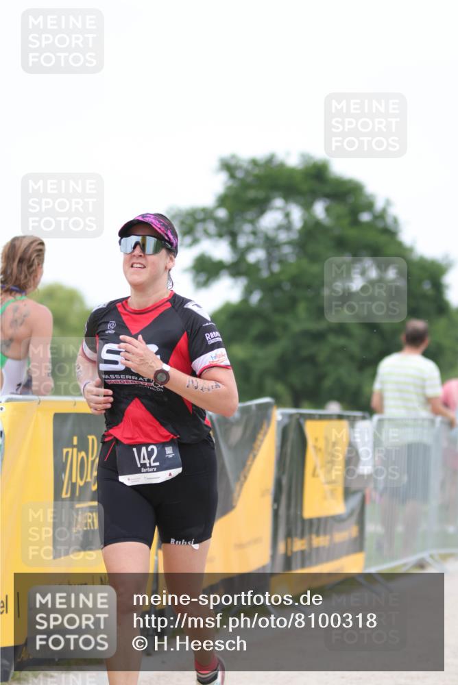 22.06.2025 - Viking Triathlon H.Heesch http://msf.ph/oto/8100318 22.06.2025 15:41:33 Laufen 93, 142 meine-sportfotos.de