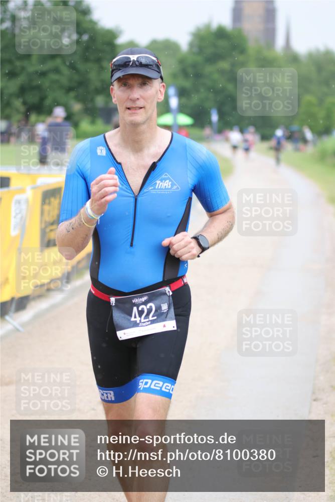 22.06.2025 - Viking Triathlon H.Heesch http://msf.ph/oto/8100380 22.06.2025 16:38:39 Laufen 422 meine-sportfotos.de