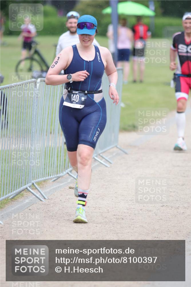 22.06.2025 - Viking Triathlon H.Heesch http://msf.ph/oto/8100397 22.06.2025 16:38:59 Laufen 140, 156 meine-sportfotos.de