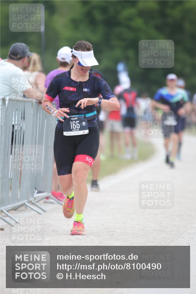 22.06.2025 - Viking Triathlon H.Heesch http://msf.ph/oto/8100490 22.06.2025 15:41:45 Laufen 165, 319 meine-sportfotos.de