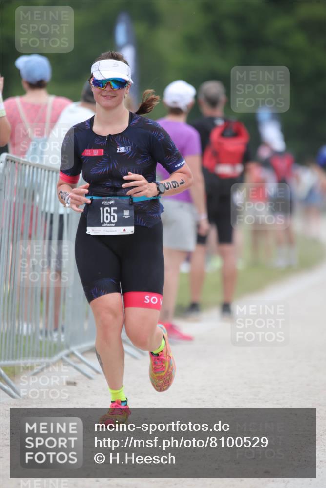 22.06.2025 - Viking Triathlon H.Heesch http://msf.ph/oto/8100529 22.06.2025 15:41:46 Laufen 165, 319 meine-sportfotos.de