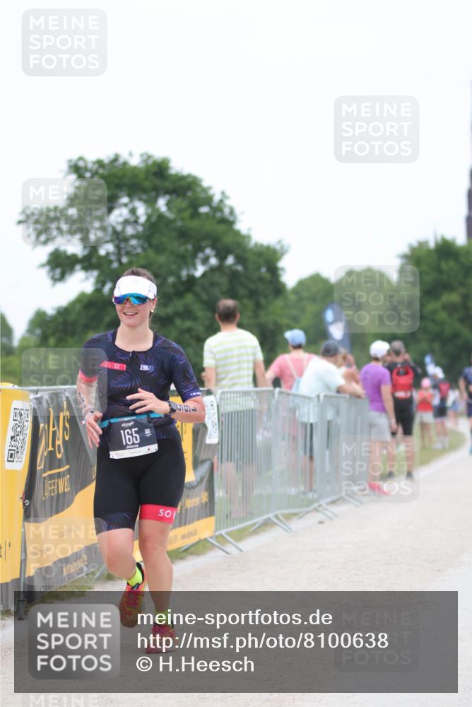 22.06.2025 - Viking Triathlon H.Heesch http://msf.ph/oto/8100638 22.06.2025 15:41:49 Laufen 165 meine-sportfotos.de