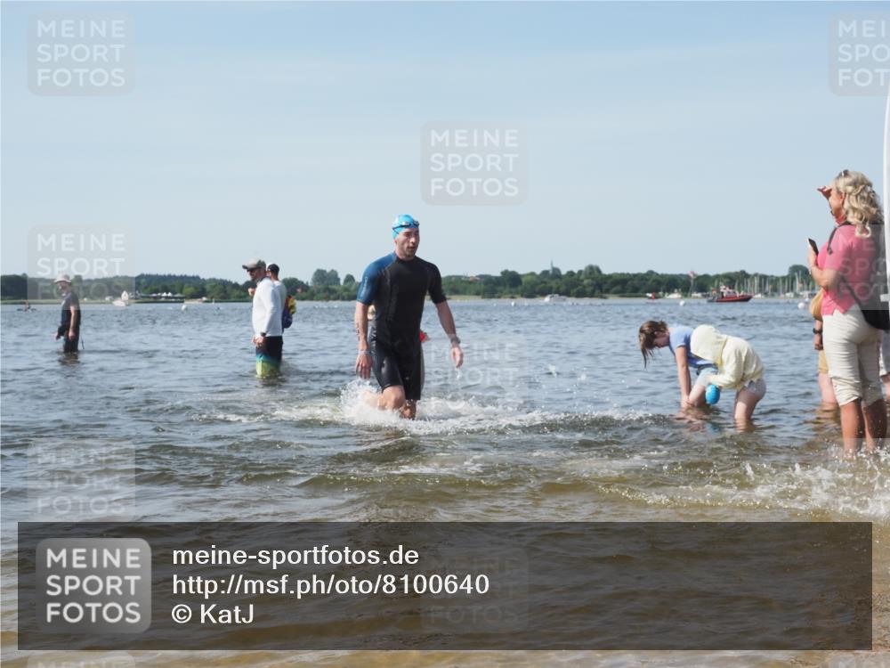 22.06.2025 - Viking Triathlon KatJ http://msf.ph/oto/8100640 22.06.2025 10:33:12 Schwimmen 28, 91, 387, 399, 608 meine-sportfotos.de