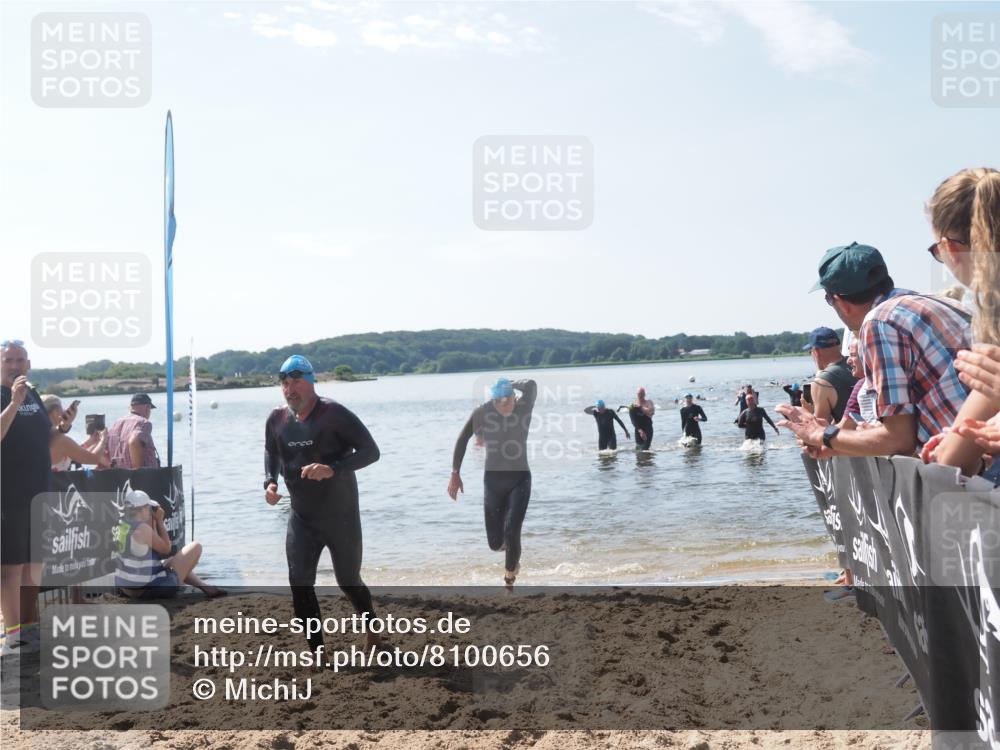 22.06.2025 - Viking Triathlon MichiJ http://msf.ph/oto/8100656 22.06.2025 10:44:53 Schwimmen 18, 39, 168, 440, 446, 638, 653 meine-sportfotos.de