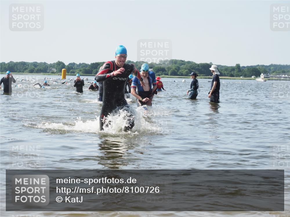 22.06.2025 - Viking Triathlon KatJ http://msf.ph/oto/8100726 22.06.2025 10:33:20 Schwimmen 28, 38, 300, 387, 524, 608 meine-sportfotos.de