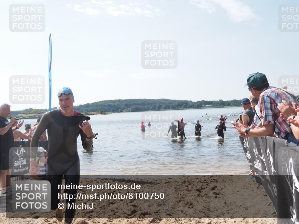 22.06.2025 - Viking Triathlon MichiJ http://msf.ph/oto/8100750 22.06.2025 10:44:55 Schwimmen 39, 168, 440, 638, 653 meine-sportfotos.de