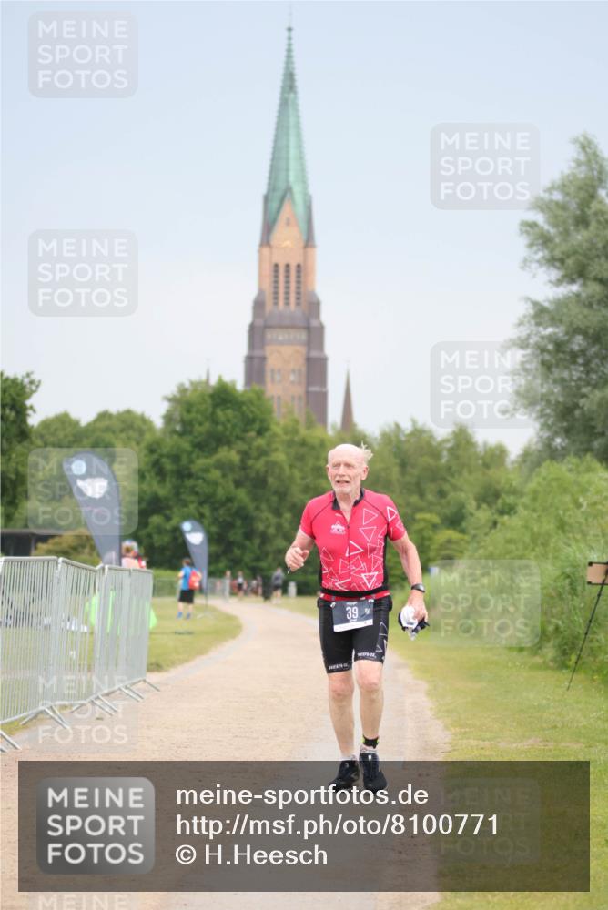 22.06.2025 - Viking Triathlon H.Heesch http://msf.ph/oto/8100771 22.06.2025 16:42:47 Laufen 39 meine-sportfotos.de