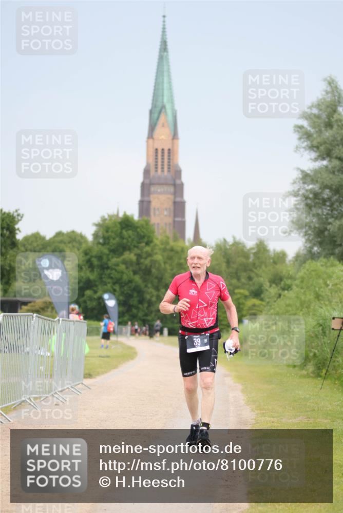 22.06.2025 - Viking Triathlon H.Heesch http://msf.ph/oto/8100776 22.06.2025 16:42:47 Laufen 39 meine-sportfotos.de