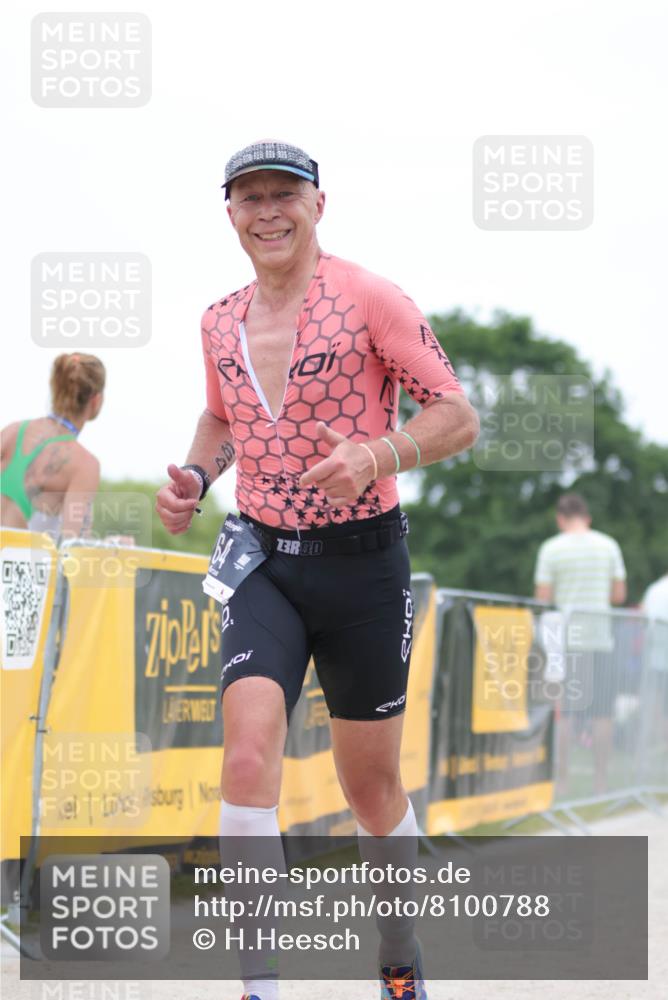 22.06.2025 - Viking Triathlon H.Heesch http://msf.ph/oto/8100788 22.06.2025 15:42:05 Laufen 64, 182, 496 meine-sportfotos.de