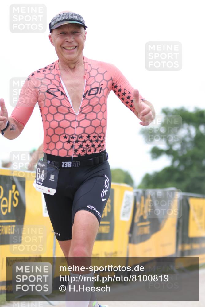22.06.2025 - Viking Triathlon H.Heesch http://msf.ph/oto/8100819 22.06.2025 15:42:05 Laufen 64, 182, 496 meine-sportfotos.de