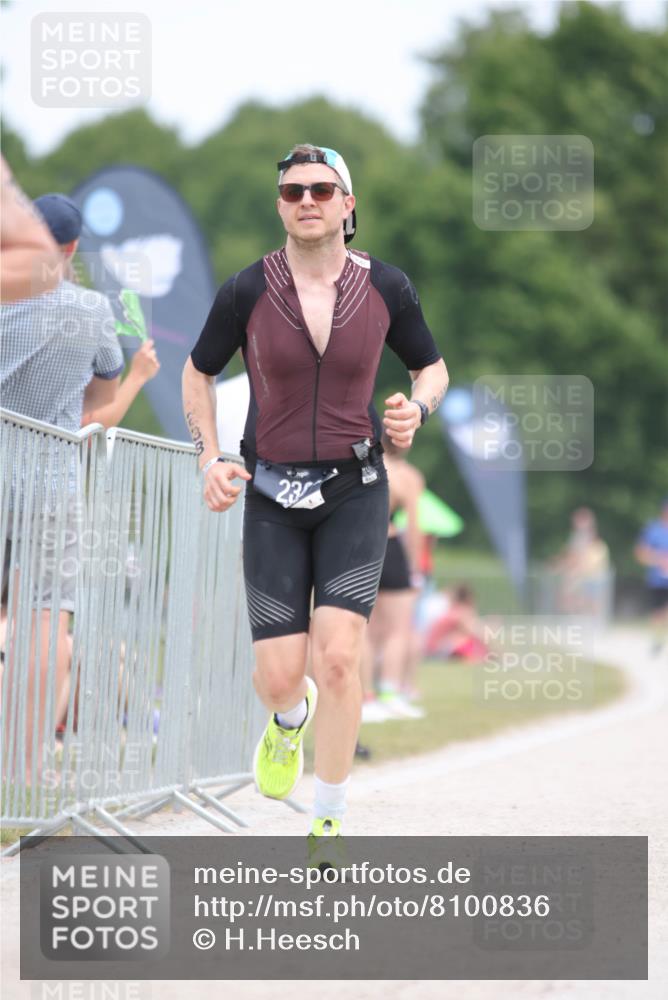 22.06.2025 - Viking Triathlon H.Heesch http://msf.ph/oto/8100836 22.06.2025 13:34:51 Laufen 109, 229, 238 meine-sportfotos.de