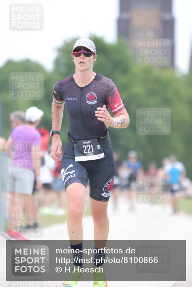 22.06.2025 - Viking Triathlon H.Heesch http://msf.ph/oto/8100866 22.06.2025 15:42:14 Laufen 221 meine-sportfotos.de