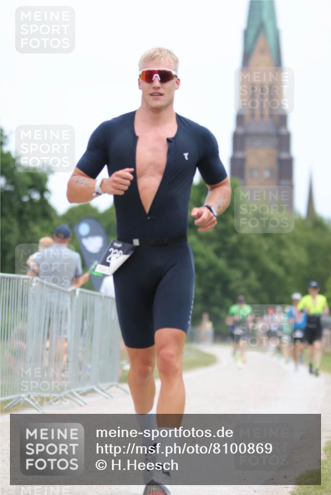 22.06.2025 - Viking Triathlon H.Heesch http://msf.ph/oto/8100869 22.06.2025 13:34:54 Laufen 109, 229, 238 meine-sportfotos.de