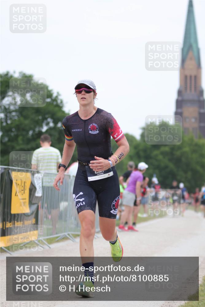 22.06.2025 - Viking Triathlon H.Heesch http://msf.ph/oto/8100885 22.06.2025 15:42:16 Laufen 221 meine-sportfotos.de
