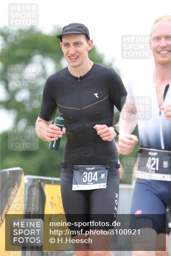 22.06.2025 - Viking Triathlon H.Heesch http://msf.ph/oto/8100921 22.06.2025 15:42:35 Laufen 304, 344, 389, 421, 615 meine-sportfotos.de