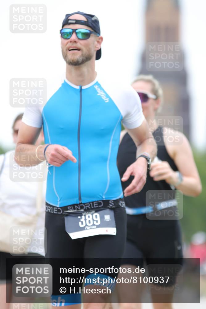 22.06.2025 - Viking Triathlon H.Heesch http://msf.ph/oto/8100937 22.06.2025 15:42:36 Laufen 304, 344, 389, 421, 615 meine-sportfotos.de