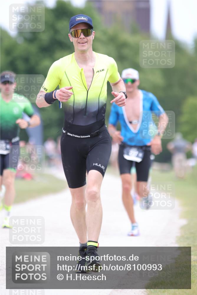 22.06.2025 - Viking Triathlon H.Heesch http://msf.ph/oto/8100993 22.06.2025 13:35:03 Laufen 148, 237, 505 meine-sportfotos.de