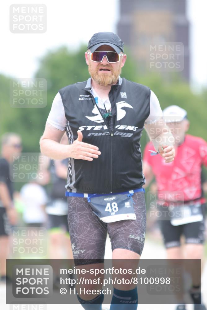 22.06.2025 - Viking Triathlon H.Heesch http://msf.ph/oto/8100998 22.06.2025 15:42:55 Laufen 39, 48, 501 meine-sportfotos.de