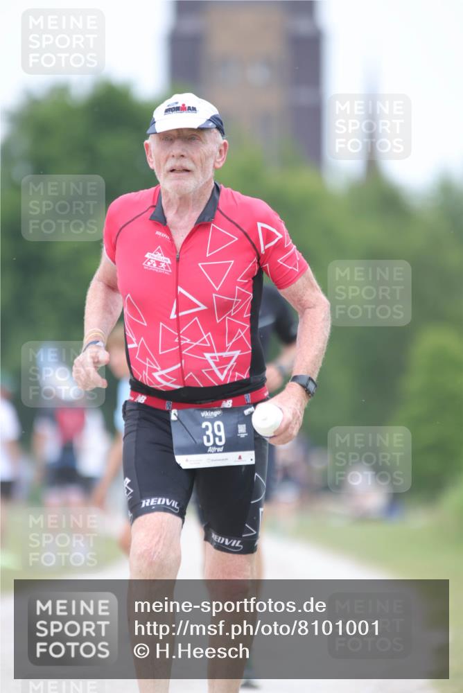 22.06.2025 - Viking Triathlon H.Heesch http://msf.ph/oto/8101001 22.06.2025 15:42:57 Laufen 39, 48, 144, 501 meine-sportfotos.de