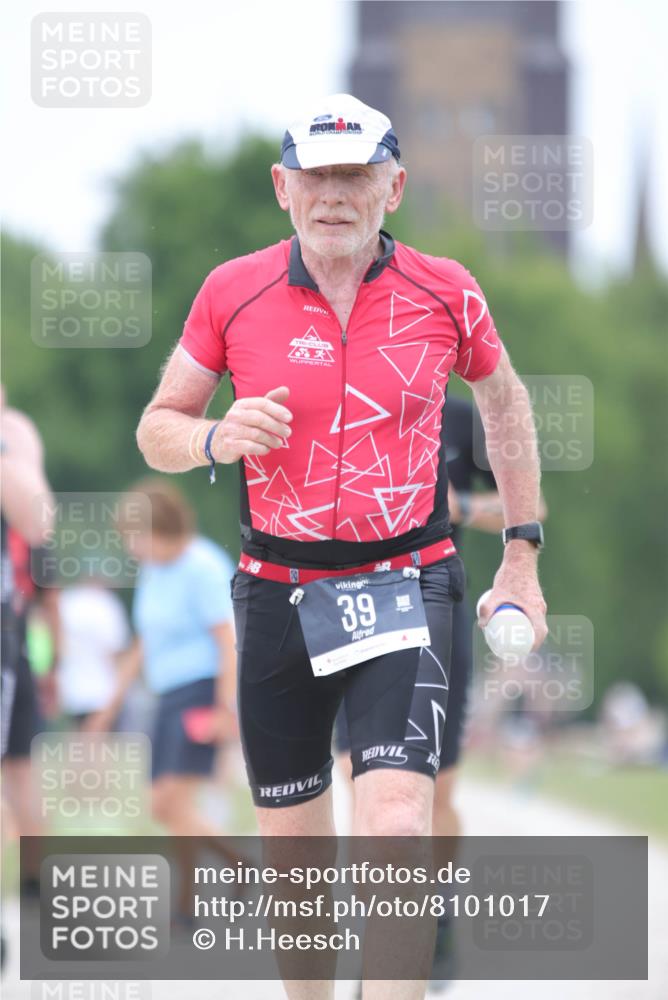 22.06.2025 - Viking Triathlon H.Heesch http://msf.ph/oto/8101017 22.06.2025 15:42:58 Laufen 39, 48, 144, 501 meine-sportfotos.de