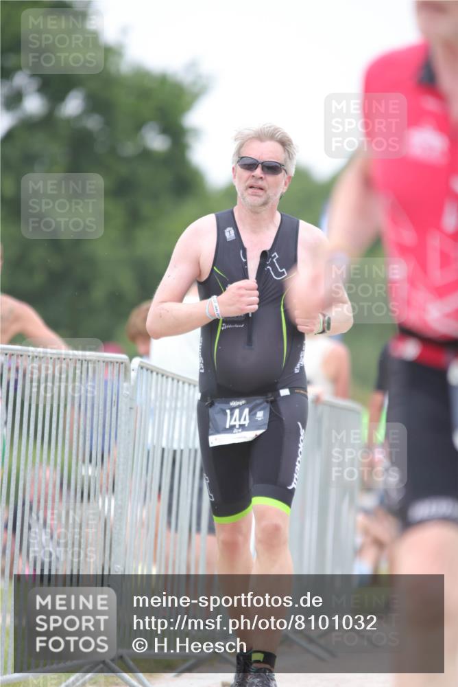 22.06.2025 - Viking Triathlon H.Heesch http://msf.ph/oto/8101032 22.06.2025 15:43:00 Laufen 39, 48, 144, 501 meine-sportfotos.de