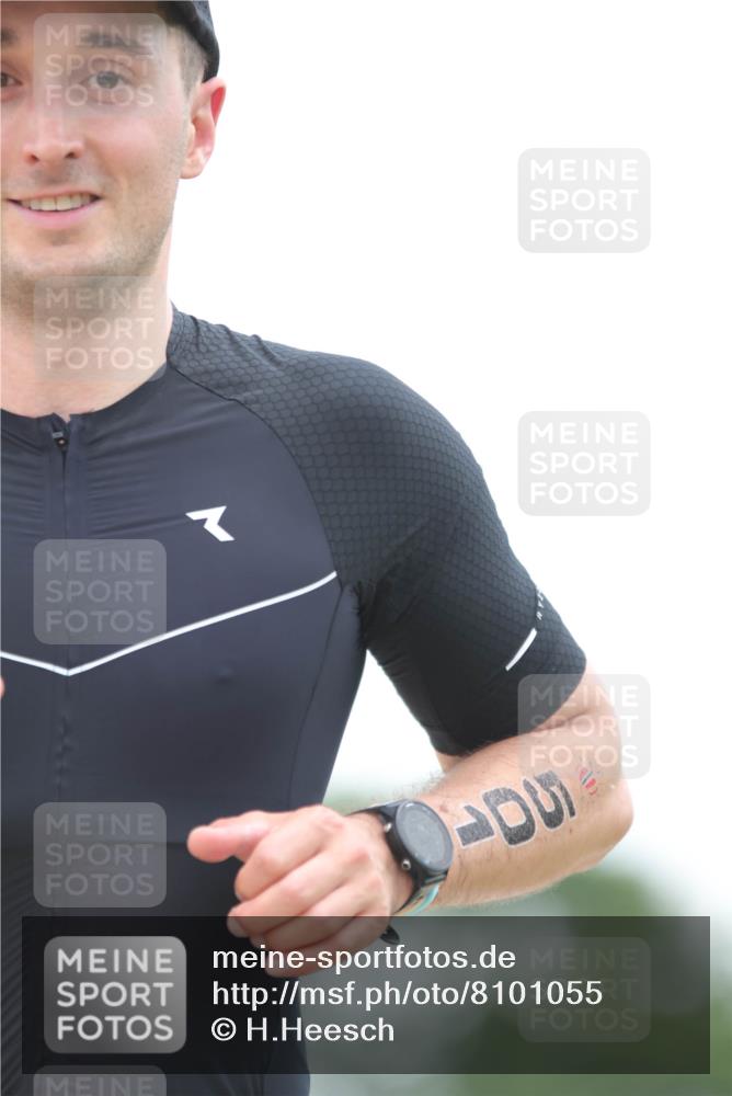 22.06.2025 - Viking Triathlon H.Heesch http://msf.ph/oto/8101055 22.06.2025 15:43:03 Laufen 39, 48, 144, 501 meine-sportfotos.de