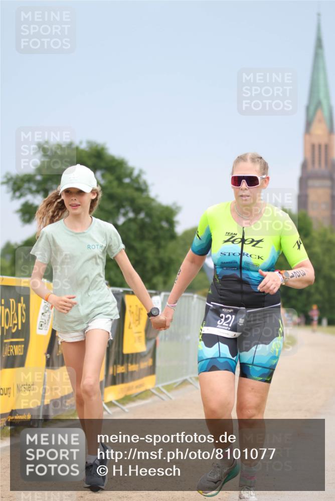 22.06.2025 - Viking Triathlon H.Heesch http://msf.ph/oto/8101077 22.06.2025 16:45:40 Laufen 321 meine-sportfotos.de