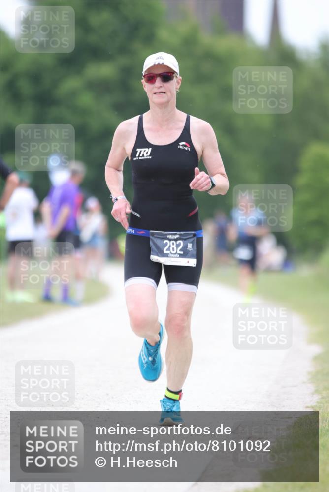22.06.2025 - Viking Triathlon H.Heesch http://msf.ph/oto/8101092 22.06.2025 15:43:19 Laufen 282 meine-sportfotos.de