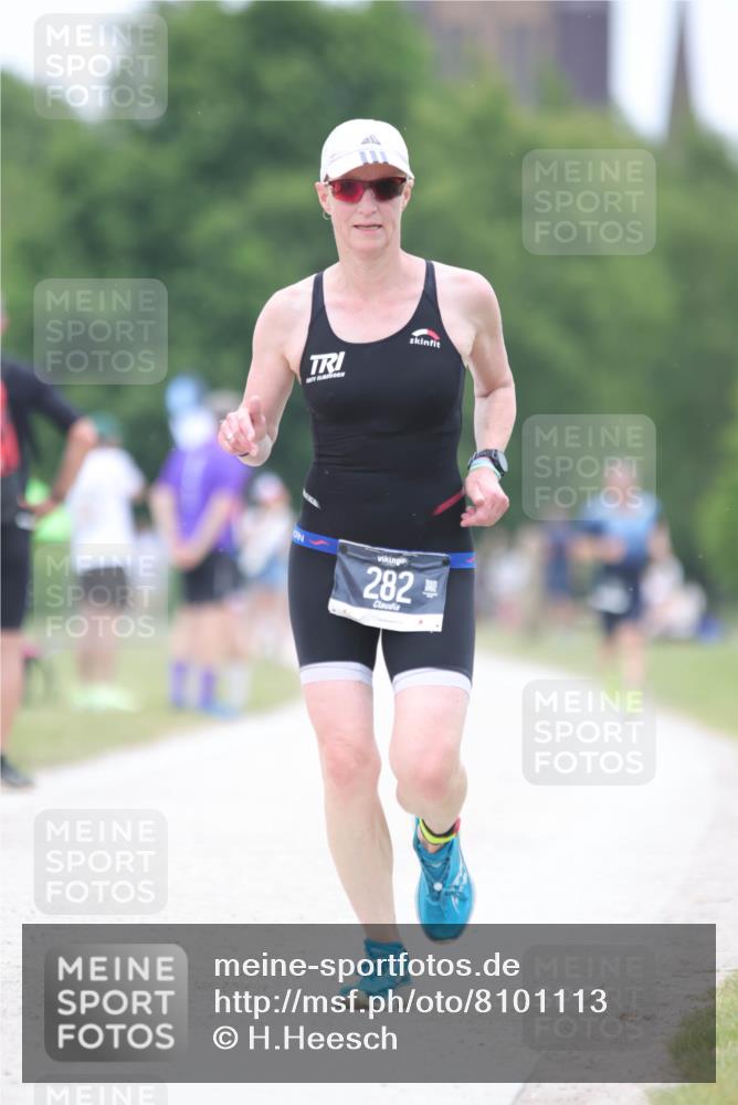 22.06.2025 - Viking Triathlon H.Heesch http://msf.ph/oto/8101113 22.06.2025 15:43:19 Laufen 282 meine-sportfotos.de