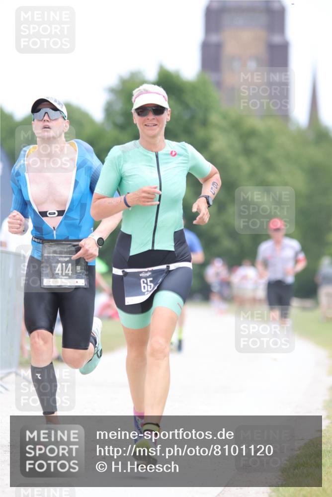 22.06.2025 - Viking Triathlon H.Heesch http://msf.ph/oto/8101120 22.06.2025 13:35:10 Laufen 65, 79, 148, 237, 414, 505 meine-sportfotos.de