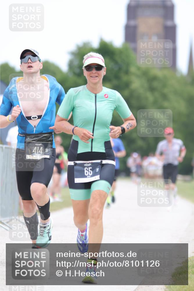 22.06.2025 - Viking Triathlon H.Heesch http://msf.ph/oto/8101126 22.06.2025 13:35:10 Laufen 65, 79, 148, 237, 414, 505 meine-sportfotos.de