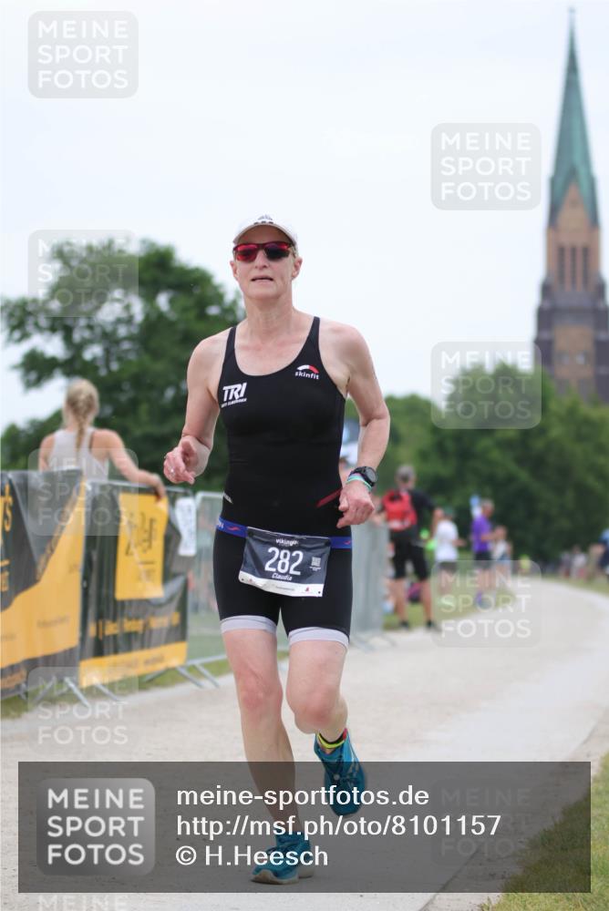 22.06.2025 - Viking Triathlon H.Heesch http://msf.ph/oto/8101157 22.06.2025 15:43:22 Laufen 282 meine-sportfotos.de