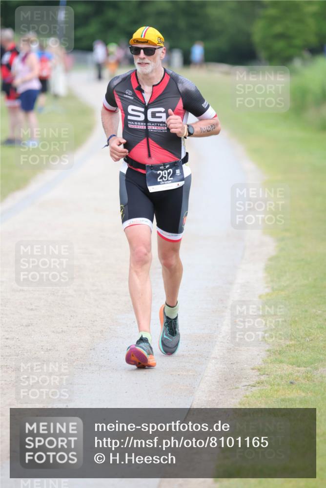 22.06.2025 - Viking Triathlon H.Heesch http://msf.ph/oto/8101165 22.06.2025 16:46:14 Laufen 292 meine-sportfotos.de