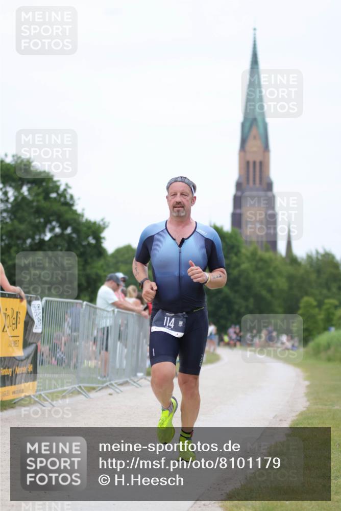 22.06.2025 - Viking Triathlon H.Heesch http://msf.ph/oto/8101179 22.06.2025 15:43:34 Laufen 114 meine-sportfotos.de