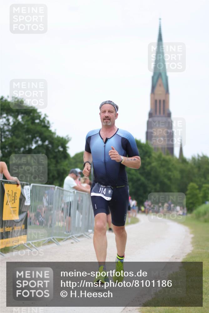 22.06.2025 - Viking Triathlon H.Heesch http://msf.ph/oto/8101186 22.06.2025 15:43:34 Laufen 114 meine-sportfotos.de
