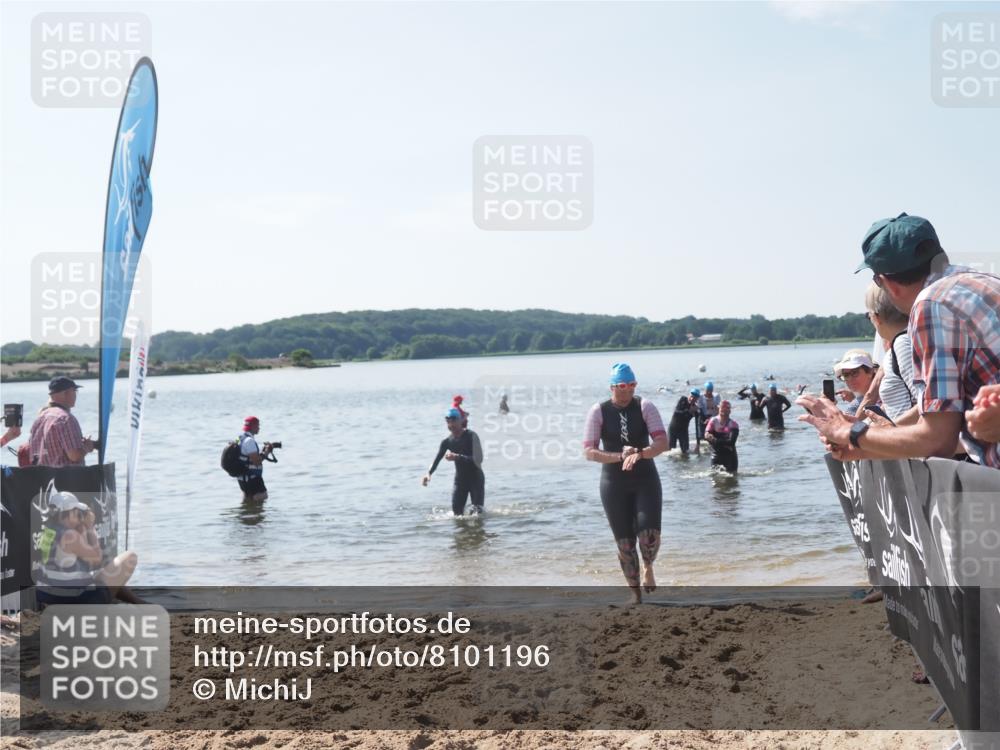 22.06.2025 - Viking Triathlon MichiJ http://msf.ph/oto/8101196 22.06.2025 10:45:23 Schwimmen 68, 102, 108, 503, 605 meine-sportfotos.de