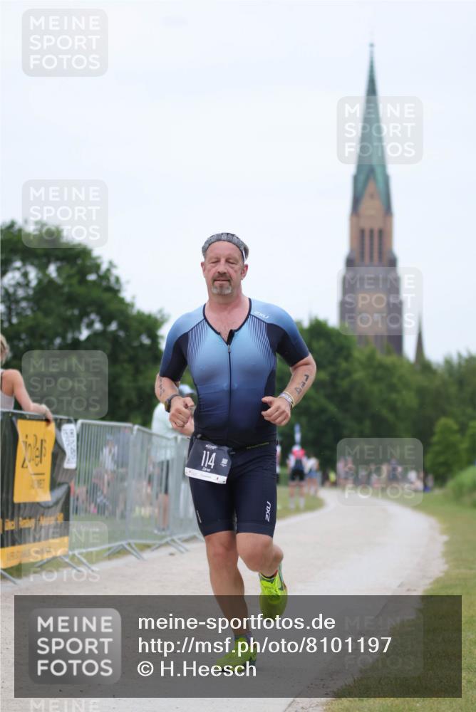 22.06.2025 - Viking Triathlon H.Heesch http://msf.ph/oto/8101197 22.06.2025 15:43:34 Laufen 114 meine-sportfotos.de