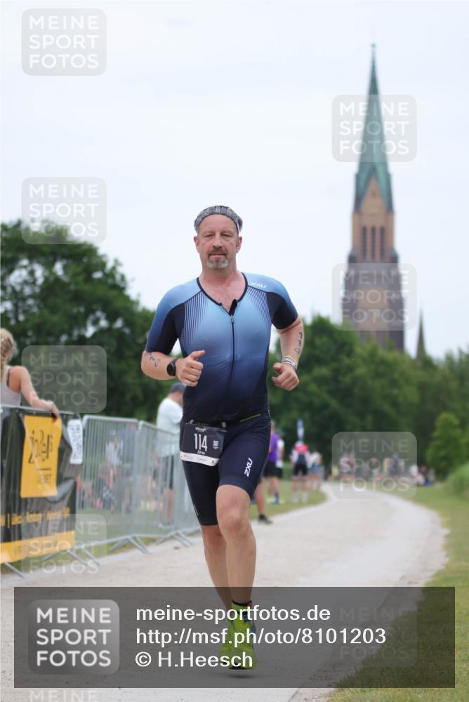 22.06.2025 - Viking Triathlon H.Heesch http://msf.ph/oto/8101203 22.06.2025 15:43:34 Laufen 114 meine-sportfotos.de