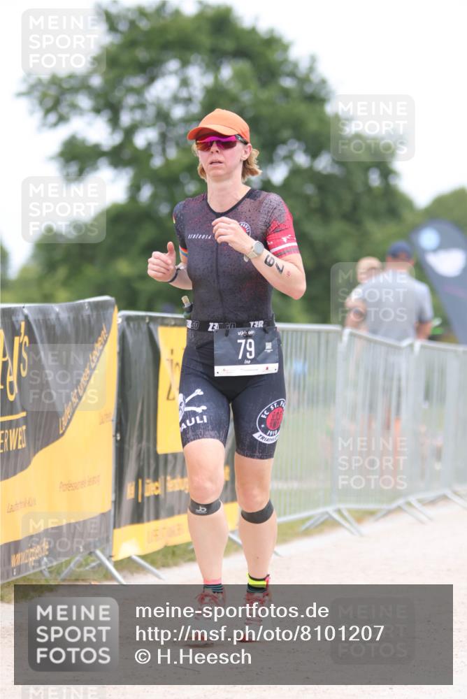 22.06.2025 - Viking Triathlon H.Heesch http://msf.ph/oto/8101207 22.06.2025 13:35:15 Laufen 65, 79, 414, 462, 614 meine-sportfotos.de