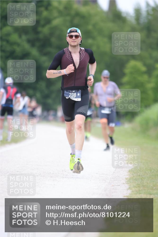 22.06.2025 - Viking Triathlon H.Heesch http://msf.ph/oto/8101224 22.06.2025 15:44:03 Laufen 238 meine-sportfotos.de