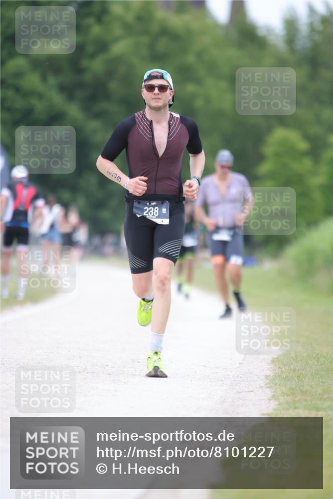 22.06.2025 - Viking Triathlon H.Heesch http://msf.ph/oto/8101227 22.06.2025 15:44:03 Laufen 238 meine-sportfotos.de