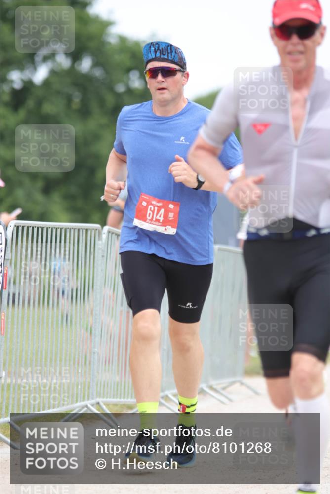 22.06.2025 - Viking Triathlon H.Heesch http://msf.ph/oto/8101268 22.06.2025 13:35:20 Laufen 79, 462, 614 meine-sportfotos.de