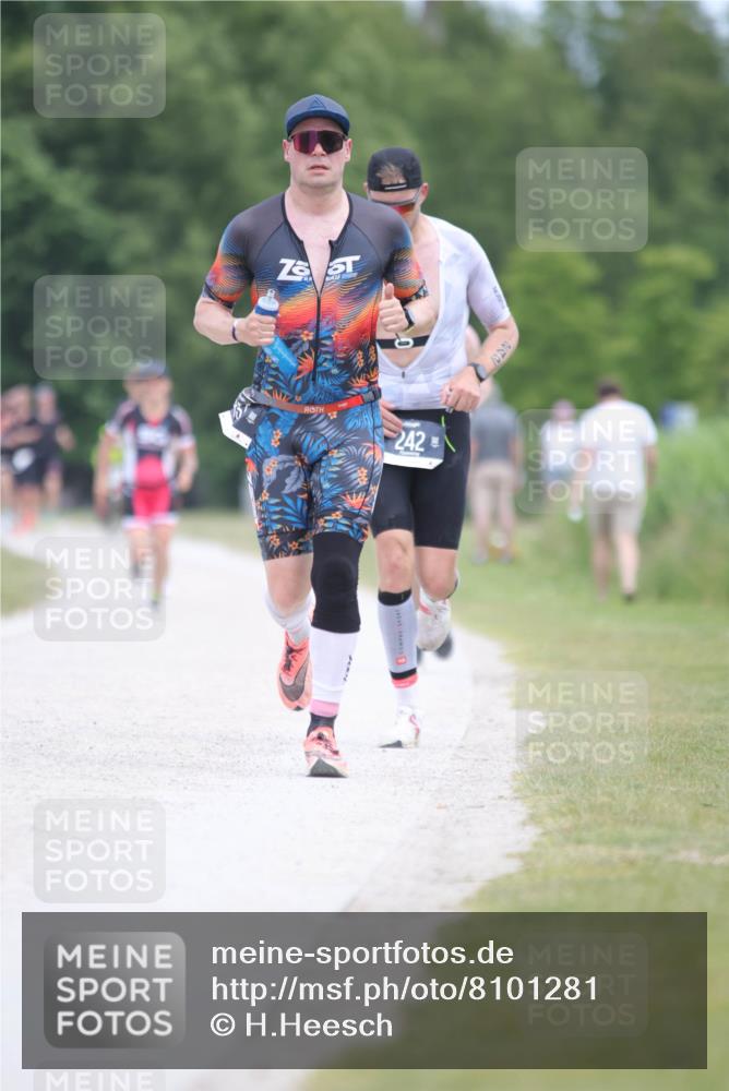 22.06.2025 - Viking Triathlon H.Heesch http://msf.ph/oto/8101281 22.06.2025 13:35:35 Laufen 242, 355 meine-sportfotos.de