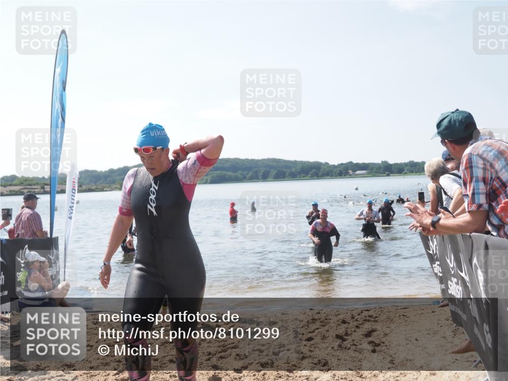 22.06.2025 - Viking Triathlon MichiJ http://msf.ph/oto/8101299 22.06.2025 10:45:28 Schwimmen 68, 102, 108, 197, 466, 605 meine-sportfotos.de