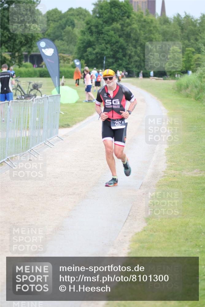 22.06.2025 - Viking Triathlon H.Heesch http://msf.ph/oto/8101300 22.06.2025 16:46:15 Laufen 292 meine-sportfotos.de